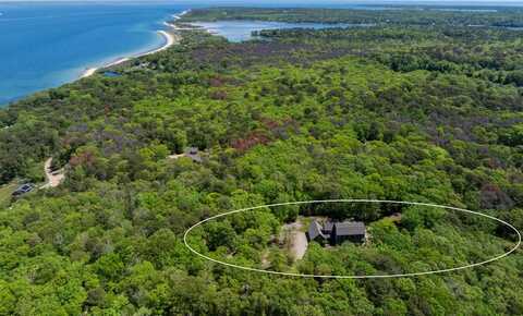 37 Memphremagog Avenue, Vineyard Haven, MA 02568