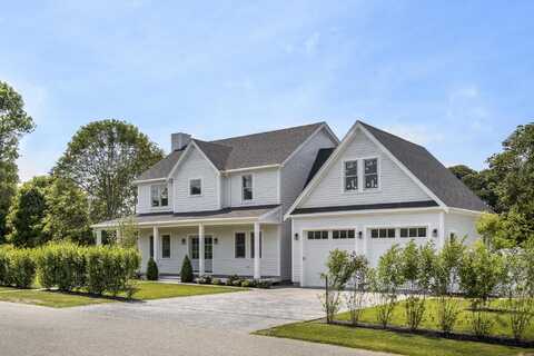 30 Franklin Avenue, Oak Bluffs, MA 02557