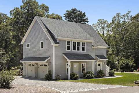 22 Briarwood Lane, Vineyard Haven, MA 02568