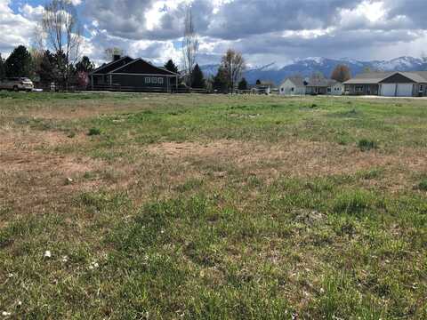 479 Willow Creek Road, Corvallis, MT 59828