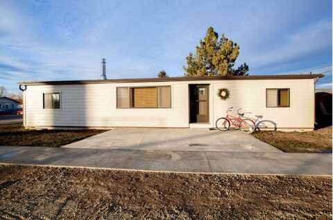 211 Pennsylvania Avenue, Deer Lodge, MT 59722