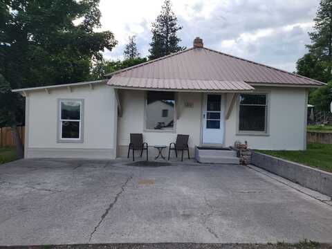 213 Washington Street, Thompson Falls, MT 59873