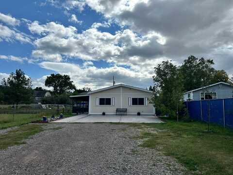 810 10th Avenue E, Polson, MT 59860