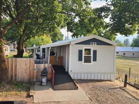 120 Lewellen Street, Plains, MT 59859