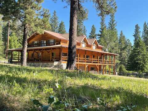 560 Hayes Creek Road, Hamilton, MT 59840