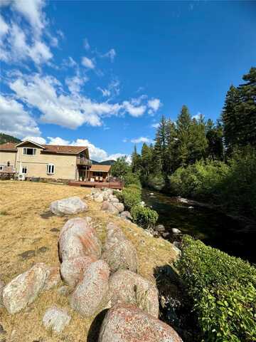 11 Maxville Road, Philipsburg, MT 59858