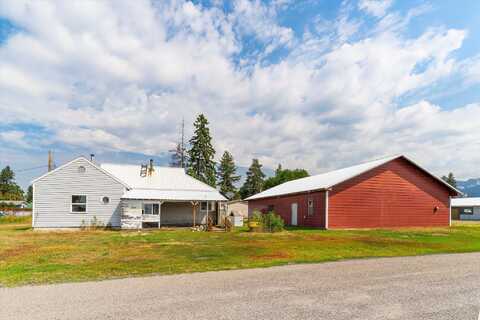 42315 5th Avenue E, Pablo, MT 59855