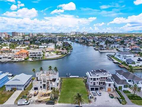 287 Trade Winds, NAPLES, FL 34108