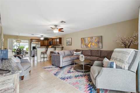 628 Palm View, NAPLES, FL 34110