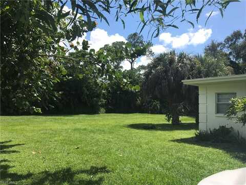 2670 Storter, NAPLES, FL 34112