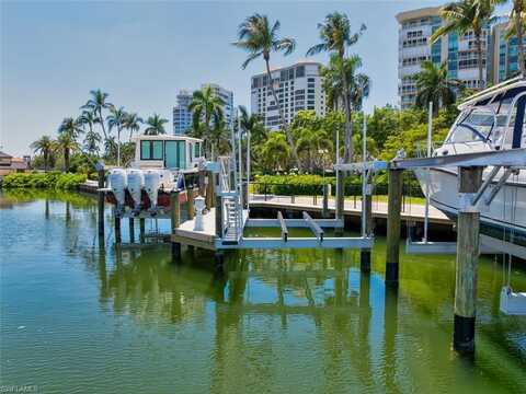 4450 Gulf Shore, NAPLES, FL 34103