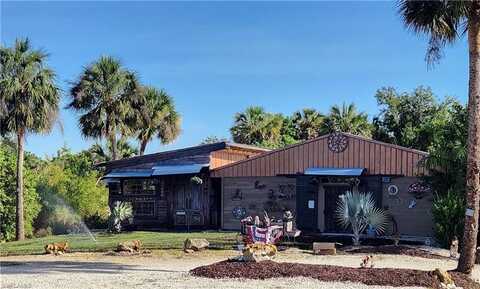 3935 24th, NAPLES, FL 34117