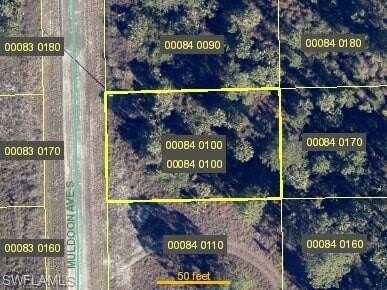 651 Muldoon, LEHIGH ACRES, FL 33974