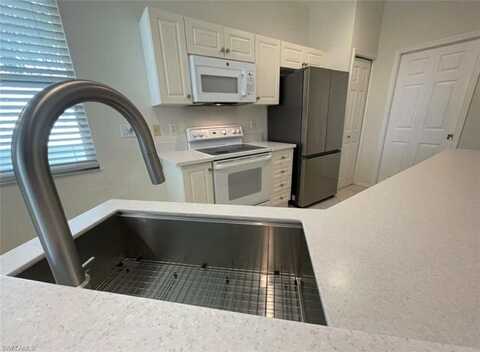4690 Hawks Nest, NAPLES, FL 34114