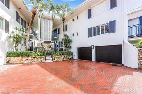 2216 Gulf Shore, NAPLES, FL 34102