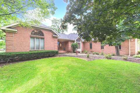 27525 Gerry Lane, Sycamore, IL 60178