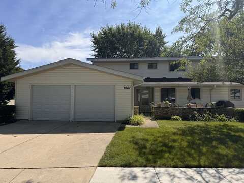 1087 Mohegan Lane, Schaumburg, IL 60193