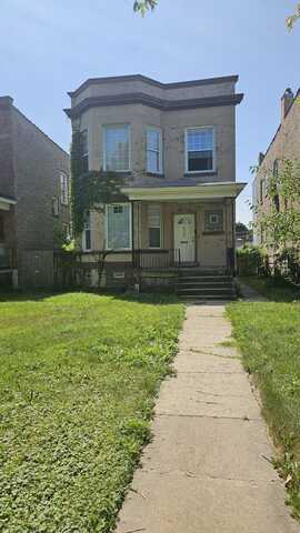 4535 W West End Avenue, Chicago, IL 60624