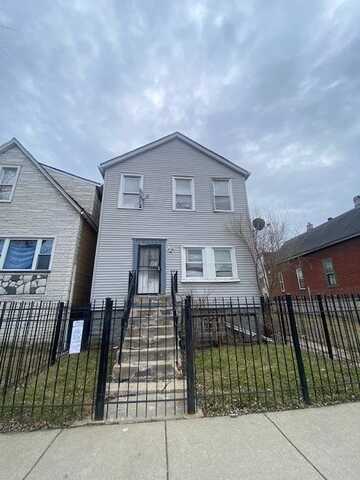 6447 S Eberhart Avenue, Chicago, IL 60637