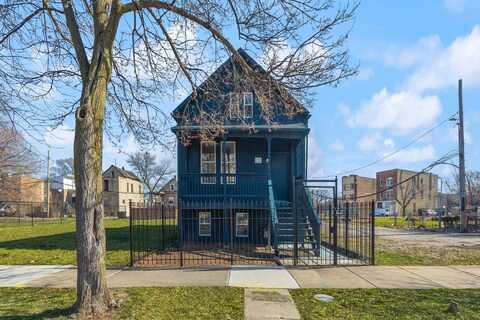 41 S Albany Avenue, Chicago, IL 60612