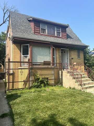 5430 W Gladys Avenue, Chicago, IL 60644