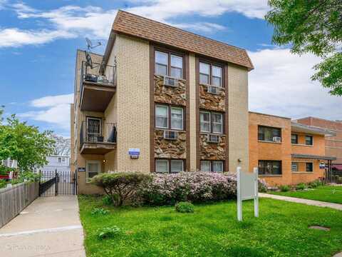 7241 N RIDGE Boulevard, Chicago, IL 60645