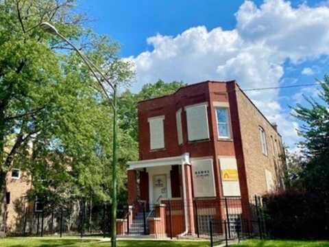 6633 S Saint Lawrence Avenue, Chicago, IL 60637