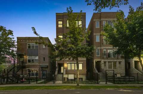 2503 W Harrison Street, Chicago, IL 60612