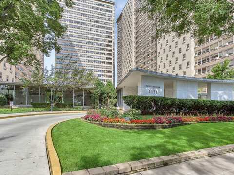 3950 N Lake Shore Drive, Chicago, IL 60613