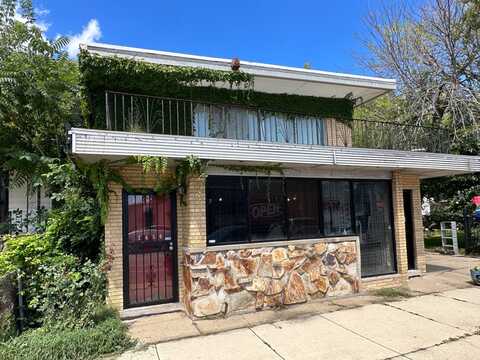 2650 E 83rd Street, Chicago, IL 60617