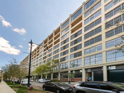 900 N KINGSBURY Street, Chicago, IL 60610