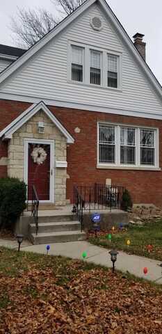 2003 S 18th Avenue, Broadview, IL 60155
