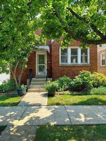 2439 Clarence Avenue, Berwyn, IL 60402