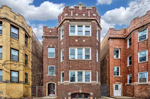 7830 S Oglesby Avenue, Chicago, IL 60649