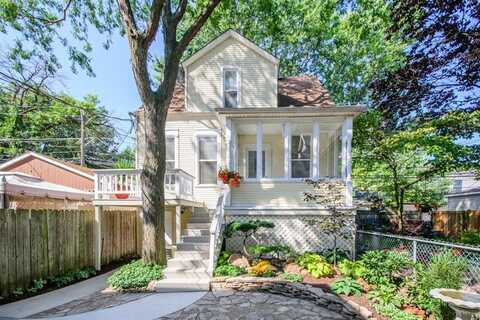 3818 N Hermitage Avenue, Chicago, IL 60613