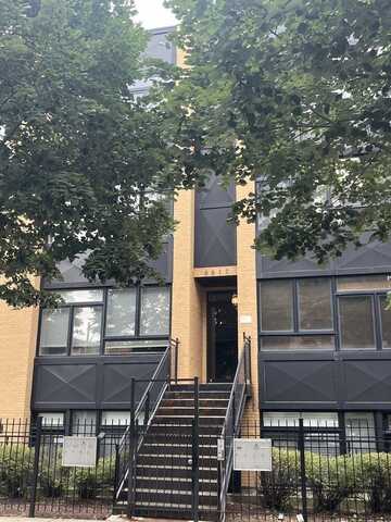 6617 S INGLESIDE Avenue, Chicago, IL 60637