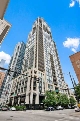 9 W Walton Street, Chicago, IL 60610