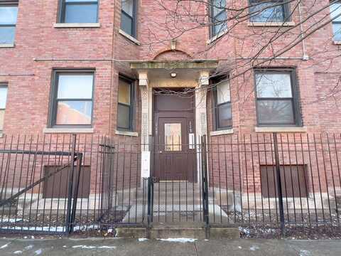 115 E 60th Street, Chicago, IL 60637