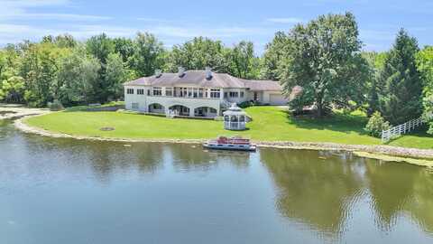 401 M County Road 2425 N, Mahomet, IL 61853