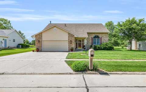 1305 E Jeffery Drive, Mahomet, IL 61853