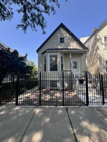 4240 S Campbell Avenue, Chicago, IL 60632