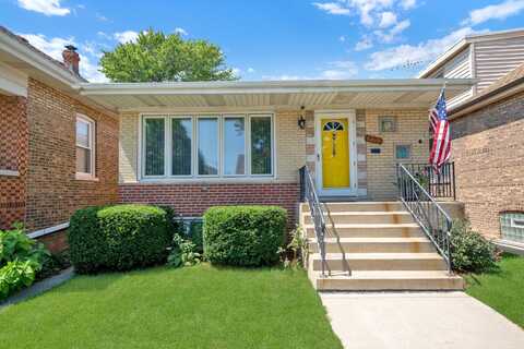 6240 S Mayfield Avenue, Chicago, IL 60638