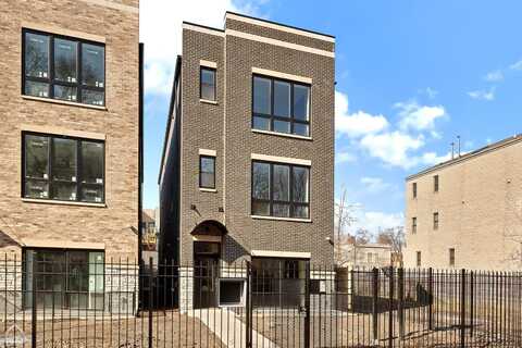 1424 E 66th Place, Chicago, IL 60637