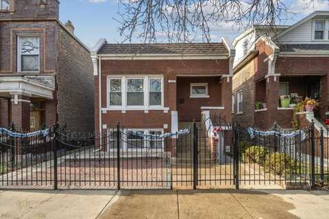 3204 S Kedvale Avenue, Chicago, IL 60623