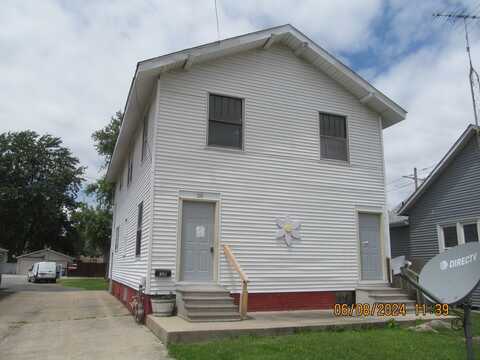 720 N BROAD Street, Carlinville, IL 62626