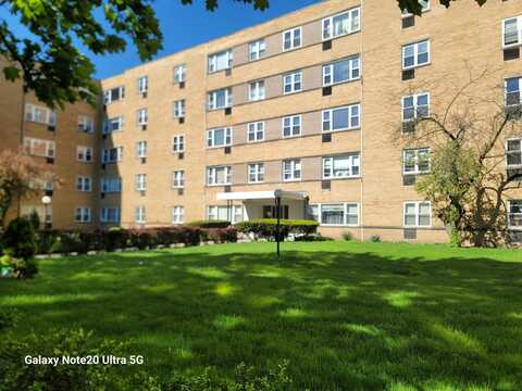 6160 N Damen Avenue, Chicago, IL 60659