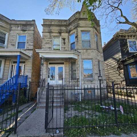 212 N LEAMINGTON Avenue, Chicago, IL 60644