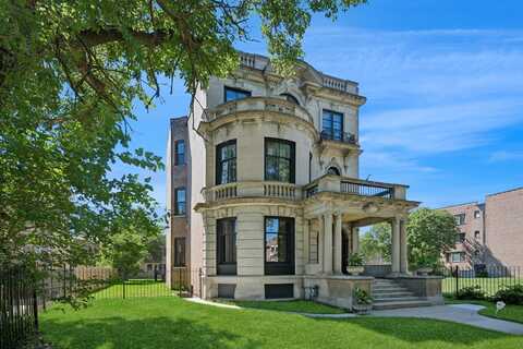 4628 S Drexel Boulevard, Chicago, IL 60653