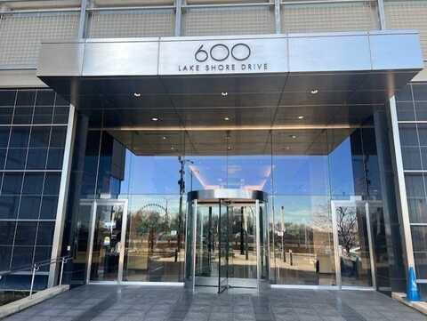 600 N Lake Shore Drive, Chicago, IL 60611