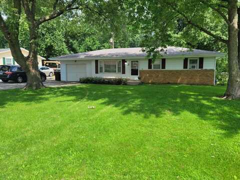 3 E Circle Drive, Saint Anne, IL 60964